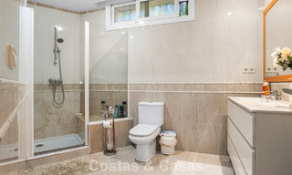 Tijdloze Spaanse luxevilla met grote tuin en zwembad te koop in de heuvels van Marbella - Benahavis 799407 