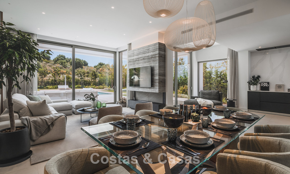 Stijlvolle hedendaagse villa te koop op de New Golden Mile tussen Marbella en Estepona 799481