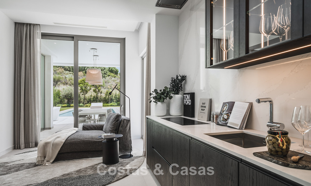 Stijlvolle hedendaagse villa te koop op de New Golden Mile tussen Marbella en Estepona 799486