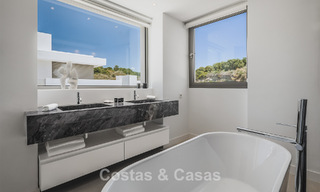 Stijlvolle hedendaagse villa te koop op de New Golden Mile tussen Marbella en Estepona 799488 