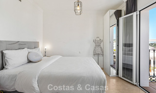 Prachtige rijwoning met panoramisch uitzicht te koop op loopafstand van talloze voorzieningen in Nueva Andalucia, Marbella 799507 
