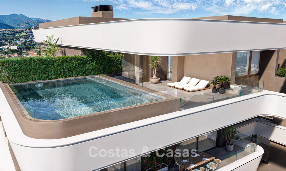 Lancering! Modernistische nieuwbouwappartementen met zeezicht te koop in het centrum van Estepona 799538
