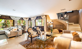 Tijdloze Andalusische luxevilla in dé exclusieve gated community te koop van Los Monteros, Marbella 799683 