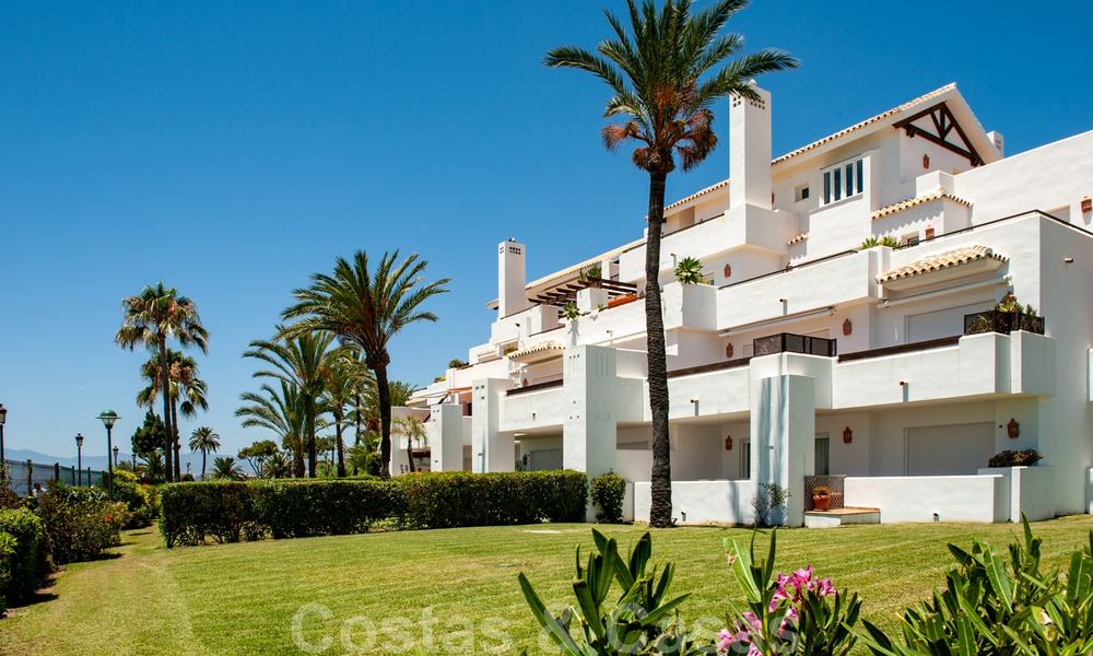 Beachfront, eerstelijnstrand en golf appartementen te koop in Marbella, Los Monteros Playa 26165