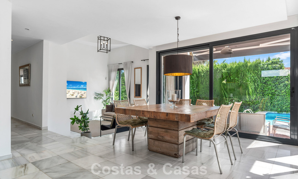 Villa te koop in Nueva Andalucia, Marbella, op loopafstand van het strand, dicht bij Puerto Banus 799652