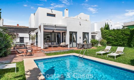 Villa te koop in Nueva Andalucia, Marbella, op loopafstand van het strand, dicht bij Puerto Banus 799671