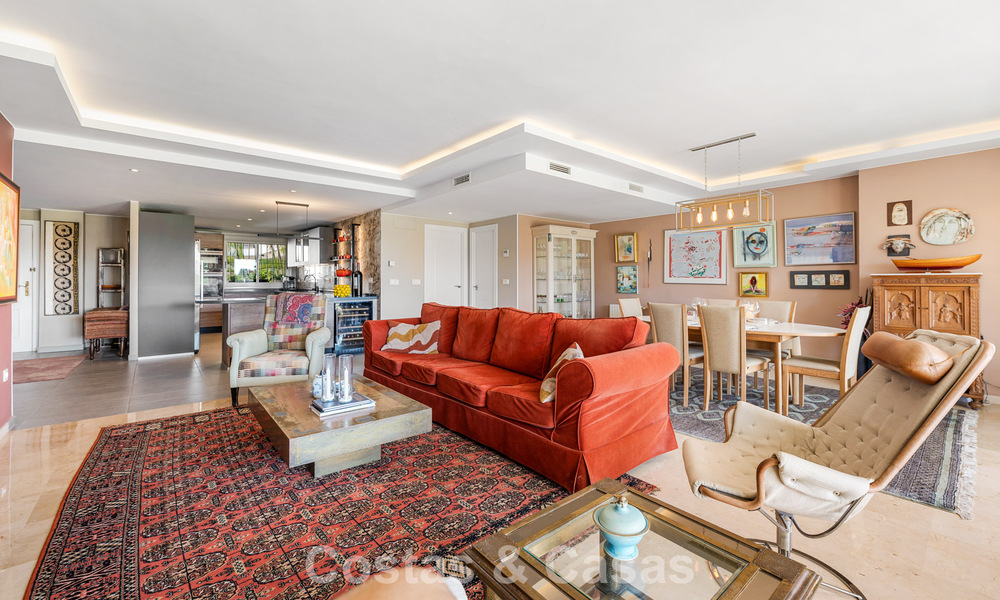 Gerenoveerd, frontline golf appartement te koop dicht bij alle voorzieningen in Guadalmina Alta en San Pedro, Marbella 799715