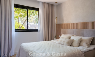 Gemoderniseerd appartement met zeezicht te koop op loopafstand van Puerto Banus en het strand in Nueva Andalucia, Marbella 799790 
