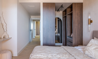 Gemoderniseerd appartement met zeezicht te koop op loopafstand van Puerto Banus en het strand in Nueva Andalucia, Marbella 799799 