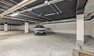 Moderne halfvrijstaande villa te koop dicht bij voorzieningen in Guadalmina en San Pedro centrum, Marbella 799903 