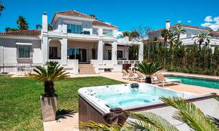 Luxueuze villa met entertainment-level en gastenverblijf te koop in Nueva Andalucía, Marbella 800013 