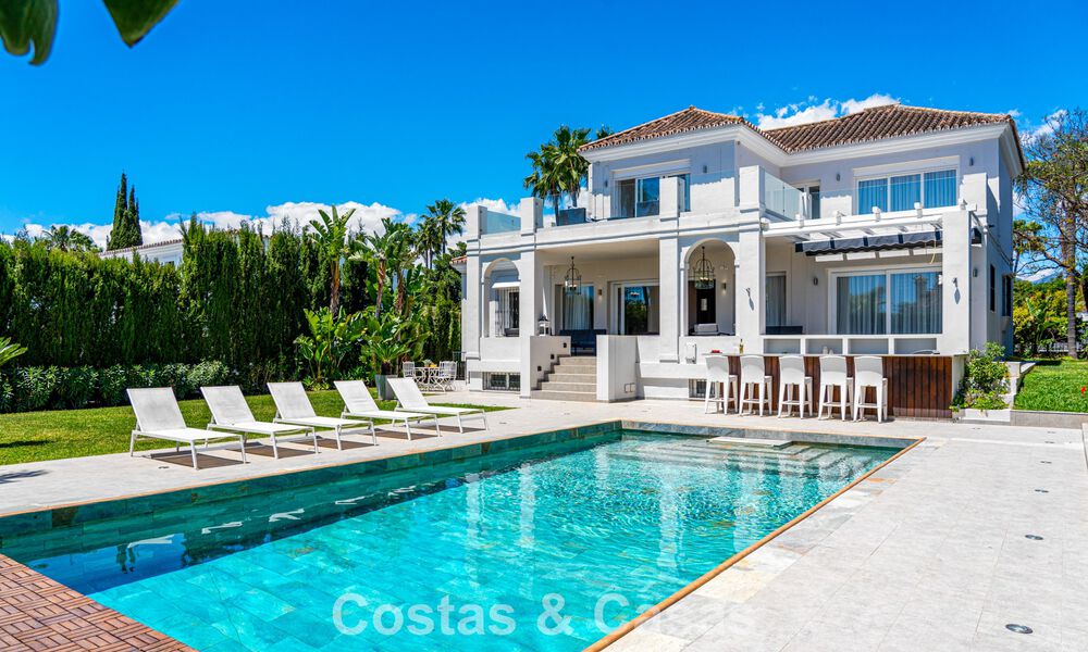 Luxueuze villa met entertainment-level en gastenverblijf te koop in Nueva Andalucía, Marbella 800025