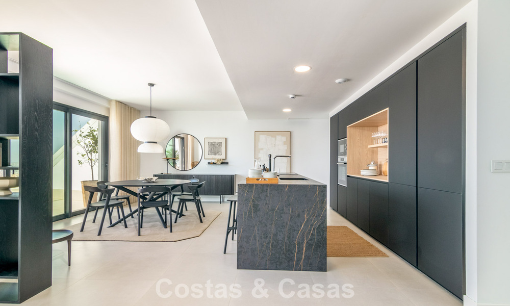 Instapklare, moderne luxewoningen te koop met zeezicht in een resort-stijl complex in Fuengirola, Costa del Sol 799933
