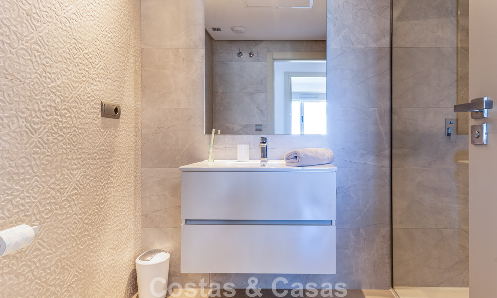 Zeer lichtrijk appartement met ruim loungeterras te koop in La Cala Golf in Mijas, Costa del Sol 799948