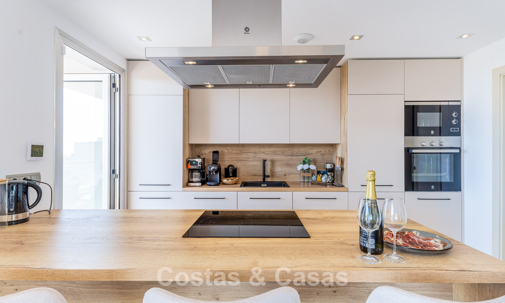 Zeer lichtrijk appartement met ruim loungeterras te koop in La Cala Golf in Mijas, Costa del Sol 799956