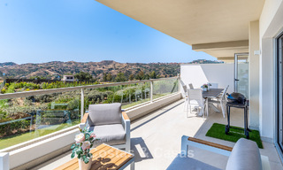 Zeer lichtrijk appartement met ruim loungeterras te koop in La Cala Golf in Mijas, Costa del Sol 799962 