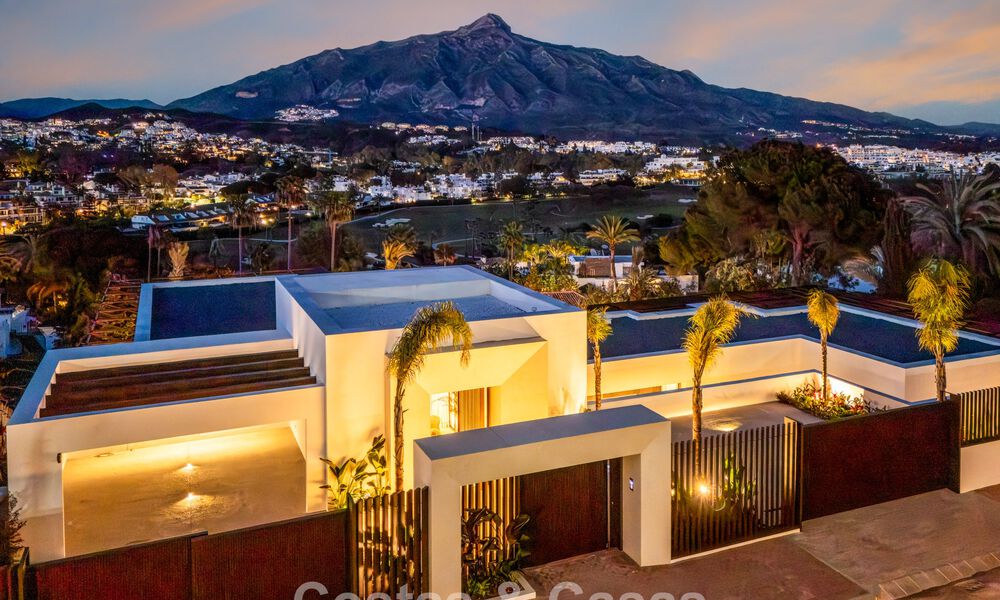 Hedendaagse design villa met panoramisch uitzicht te koop in Nueva Andalucia’s golfvallei, Marbella 800087