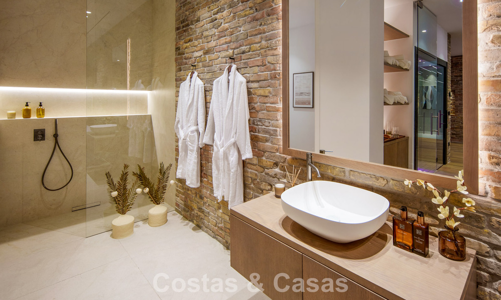 Hedendaagse design villa met panoramisch uitzicht te koop in Nueva Andalucia’s golfvallei, Marbella 800105