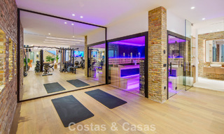 Hedendaagse design villa met panoramisch uitzicht te koop in Nueva Andalucia’s golfvallei, Marbella 800107 