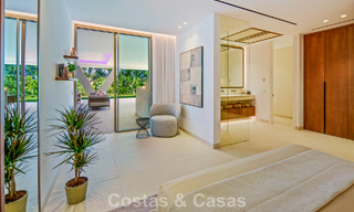 Hedendaagse design villa met panoramisch uitzicht te koop in Nueva Andalucia’s golfvallei, Marbella 800112 