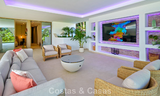 Hedendaagse design villa met panoramisch uitzicht te koop in Nueva Andalucia’s golfvallei, Marbella 800125 