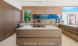 Hedendaagse design villa met panoramisch uitzicht te koop in Nueva Andalucia’s golfvallei, Marbella 800140 