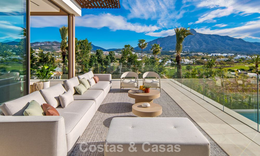 Hedendaagse design villa met panoramisch uitzicht te koop in Nueva Andalucia’s golfvallei, Marbella 800144
