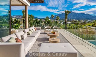 Hedendaagse design villa met panoramisch uitzicht te koop in Nueva Andalucia’s golfvallei, Marbella 800144 