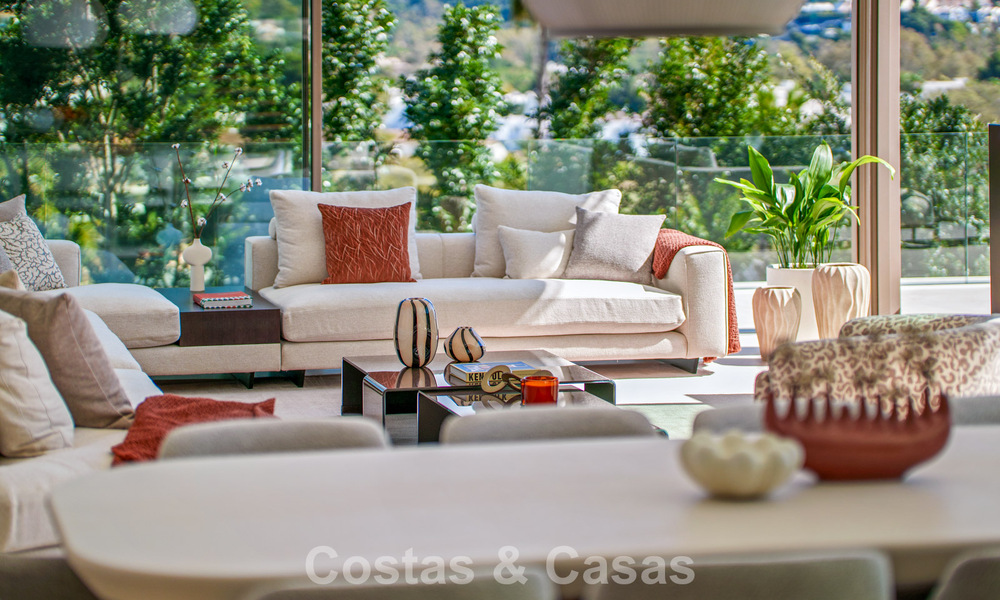 Hedendaagse design villa met panoramisch uitzicht te koop in Nueva Andalucia’s golfvallei, Marbella 800181