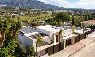 Hedendaagse design villa met panoramisch uitzicht te koop in Nueva Andalucia’s golfvallei, Marbella 800197 