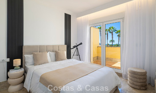 Gerenoveerde, halfvrijstaande villa te koop met zeezicht aan de golfbaan ten Oosten van Marbella 800248 