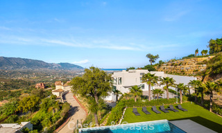 Moderne luxevilla met eigentijdse bouwstijl te koop met panoramisch uitzicht in de heuvels van Marbella Oost 800267 