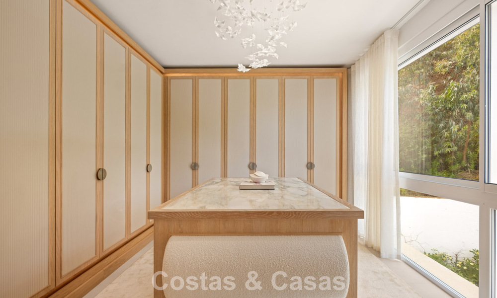 Moderne luxevilla met eigentijdse bouwstijl te koop met panoramisch uitzicht in de heuvels van Marbella Oost 800273