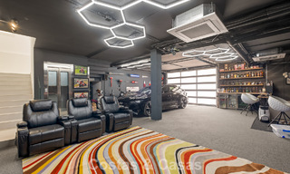 Moderne luxevilla met eigentijdse bouwstijl te koop met panoramisch uitzicht in de heuvels van Marbella Oost 800291 