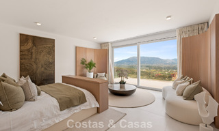 Moderne luxevilla met eigentijdse bouwstijl te koop met panoramisch uitzicht in de heuvels van Marbella Oost 800296 