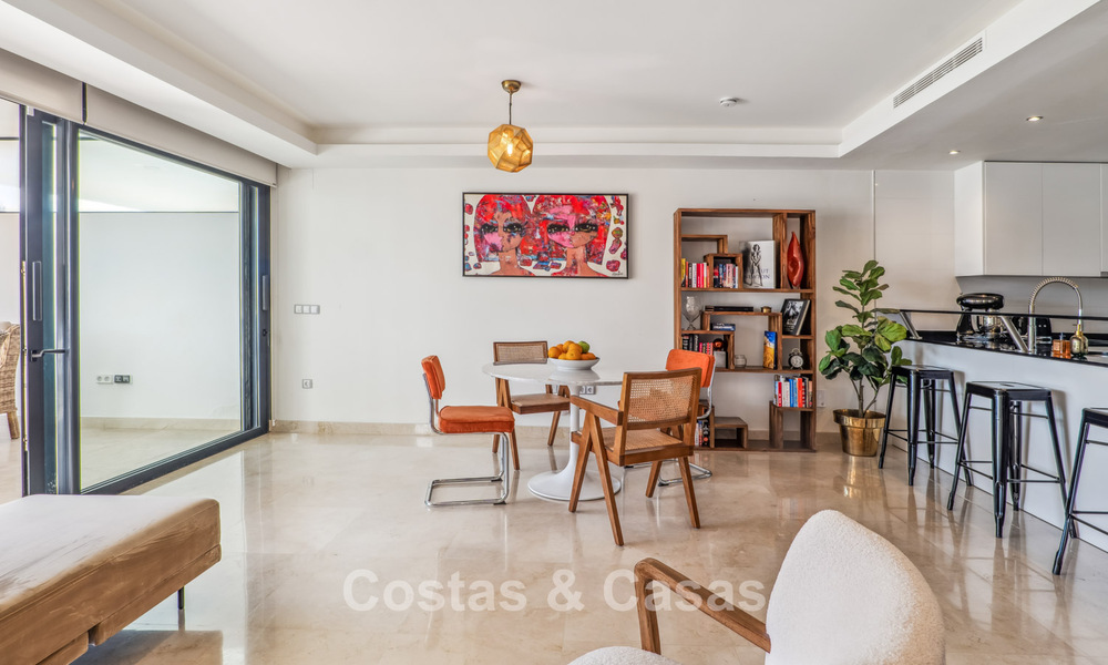 Luxueus townhouse te koop vlakbij Puente Romano, Marbella’s Golden Mile 800392