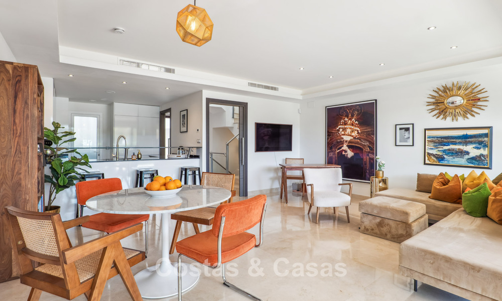 Luxueus townhouse te koop vlakbij Puente Romano, Marbella’s Golden Mile 800393
