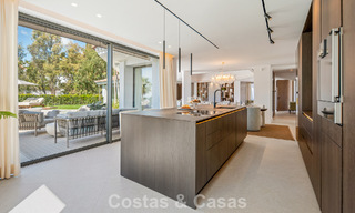 Moderne mediterrane luxevilla te koop in een afgeschermde community in Marbella - Benahavis 800403 