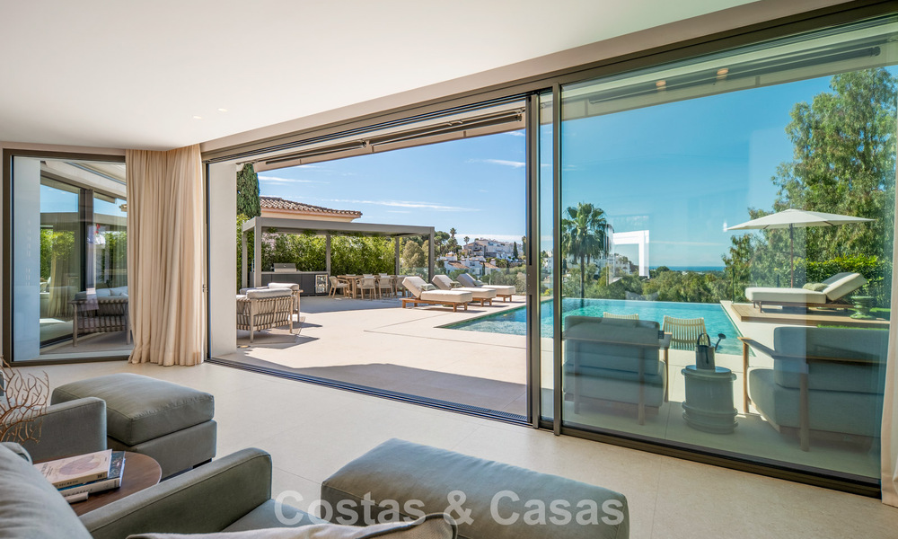 Moderne mediterrane luxevilla te koop in een afgeschermde community in Marbella - Benahavis 800408