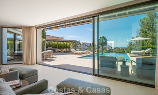 Moderne mediterrane luxevilla te koop in een afgeschermde community in Marbella - Benahavis 800408 