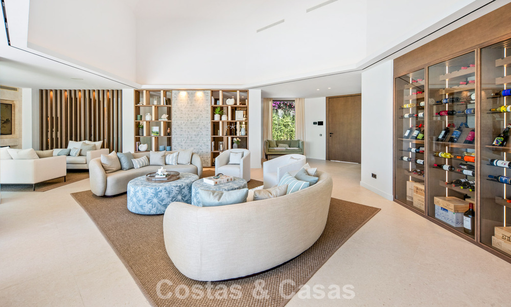 Moderne mediterrane luxevilla te koop in een afgeschermde community in Marbella - Benahavis 800415