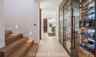 Moderne mediterrane luxevilla te koop in een afgeschermde community in Marbella - Benahavis 800422 