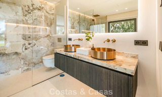 Moderne mediterrane luxevilla te koop in een afgeschermde community in Marbella - Benahavis 800439 