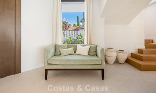 Moderne mediterrane luxevilla te koop in een afgeschermde community in Marbella - Benahavis 800442 