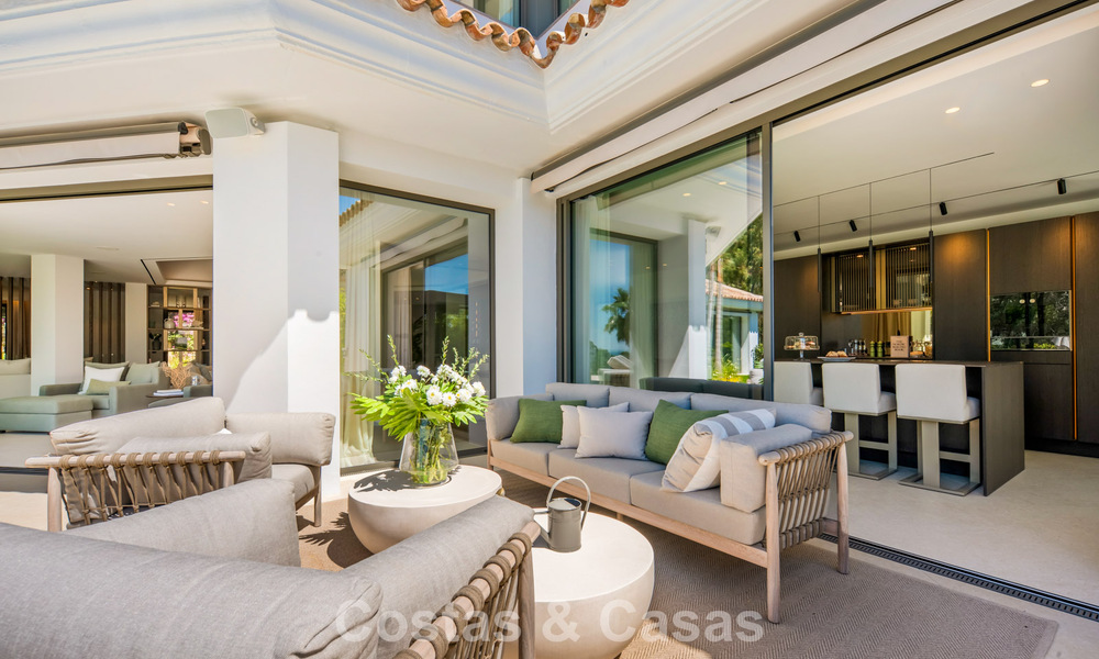 Moderne mediterrane luxevilla te koop in een afgeschermde community in Marbella - Benahavis 800469