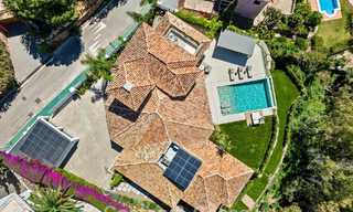 Moderne mediterrane luxevilla te koop in een afgeschermde community in Marbella - Benahavis 800475 