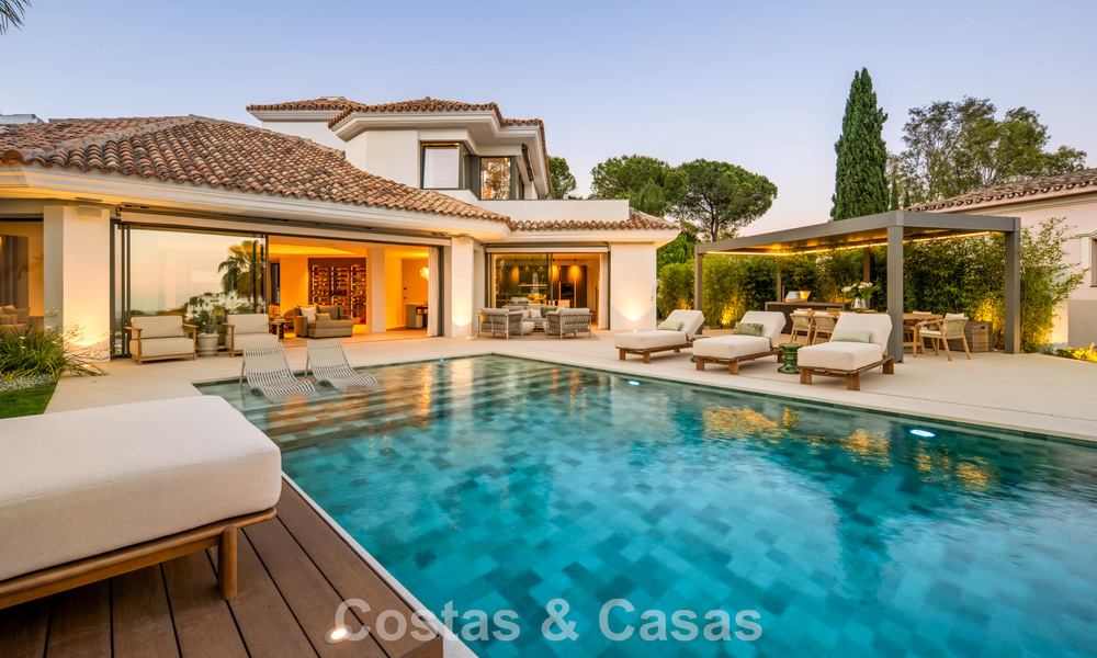 Moderne mediterrane luxevilla te koop in een afgeschermde community in Marbella - Benahavis 800491