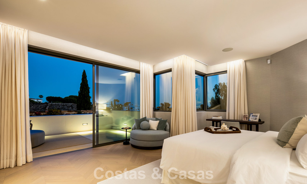 Moderne mediterrane luxevilla te koop in een afgeschermde community in Marbella - Benahavis 800501