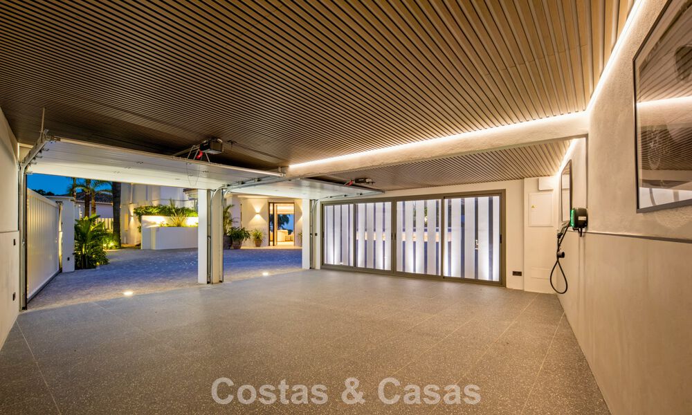 Moderne mediterrane luxevilla te koop in een afgeschermde community in Marbella - Benahavis 800506