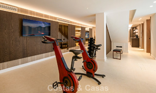 Moderne mediterrane luxevilla te koop in een afgeschermde community in Marbella - Benahavis 800510 